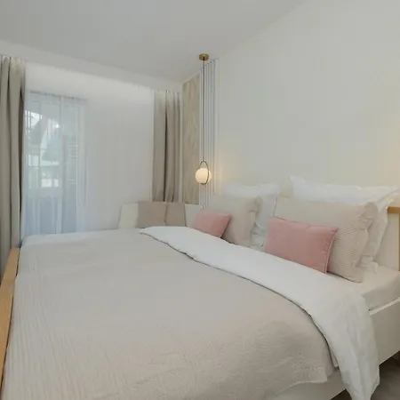 Апарт-отель Baltic Wavedream Homes Free Parking Мендзыздрое